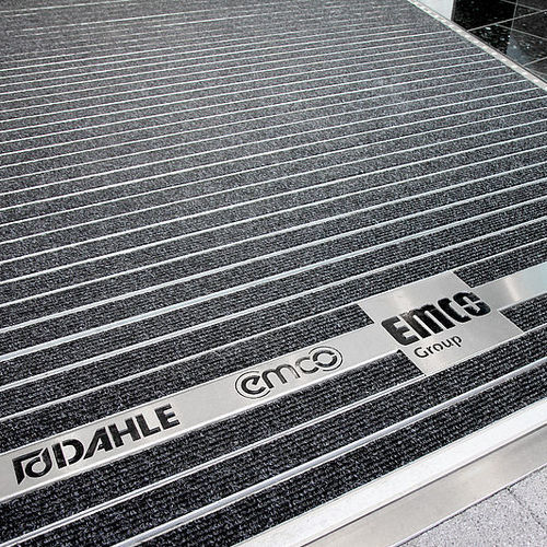 Tappeto d'ingresso per edifici pubblici - QUADRO 22 - emco Bautechnik GmbH - in acciaio inossidabile / antisporco / con profili