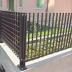 Recinzione in griglia metallica - PREXA - GRIDIRON S.P.A. - Unipersonale - da giardino / in metallo / ad alta sicurezza