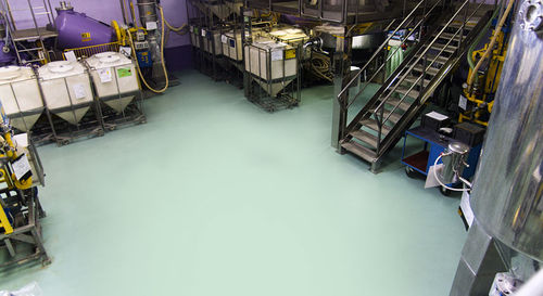 Pavimento in resina epossidica - AQUA COATING - IPM ITALIA - per parcheggio / per il settore terziario / in rotoli