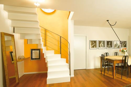 Scala a U - A 215 - METALL CONCEPT - con gradini in metallo / con struttura in metallo / per uso residenziale