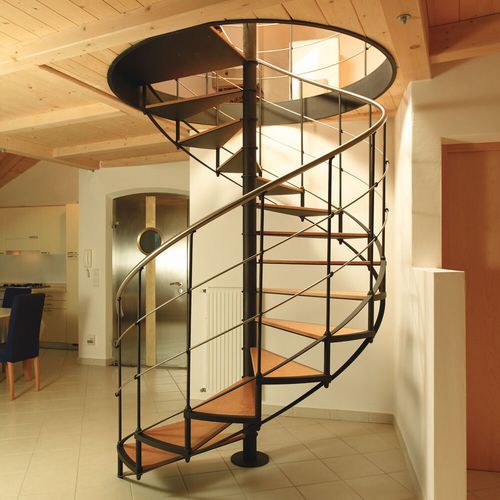 Scala a chiocciola - E 301 - METALL CONCEPT - con gradini in legno / con struttura in metallo / per uso residenziale