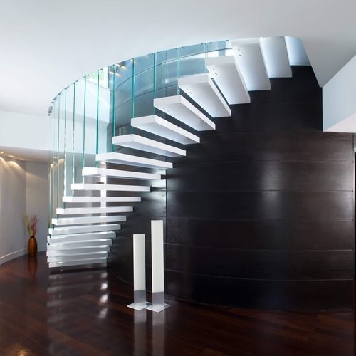 Scala curva - C 121 - METALL CONCEPT - con gradini in metallo / con struttura in metallo / professionale