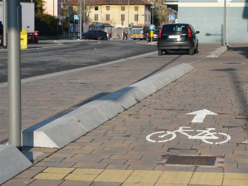 Pavé in pietra naturale - LITHOS - FAVARO1 - carrabile / per spazio pubblico