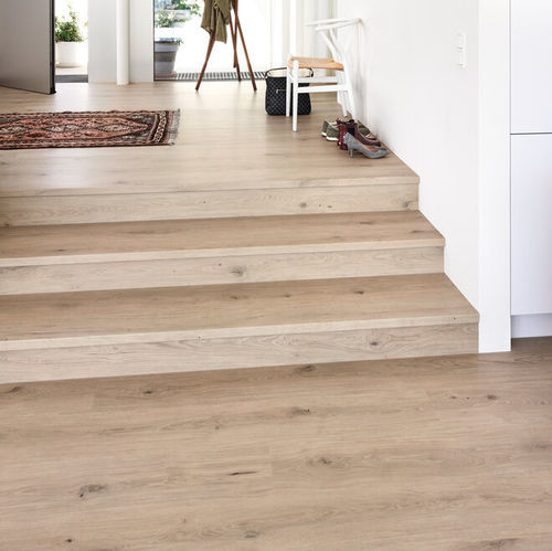 Scala dritta - tilo GmbH - con gradini in legno / con struttura in legno / per uso residenziale