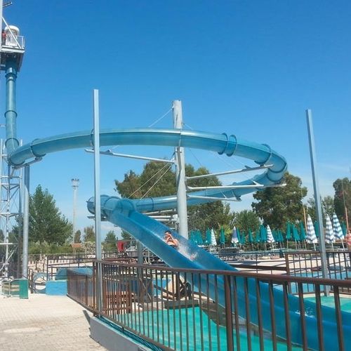 Scivolo girevole - FALL LOOP - TECNOPISCINE INTERNATIONAL - per parco acquatico / tubolare / ad alta velocità
