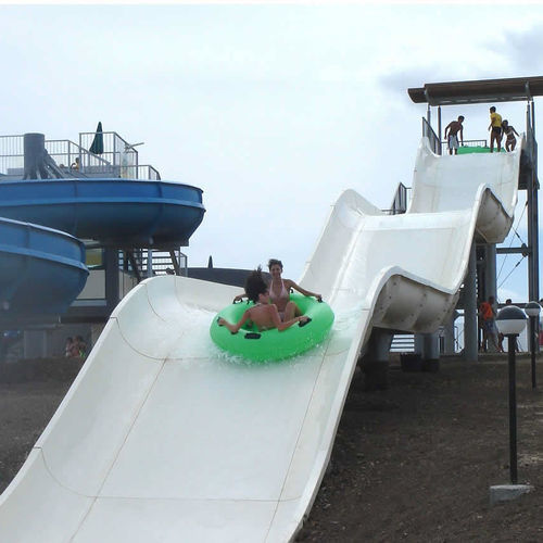 Scivolo dritto - BIG JUMP - TECNOPISCINE INTERNATIONAL - per parco acquatico / per ciambelle gonfiabili