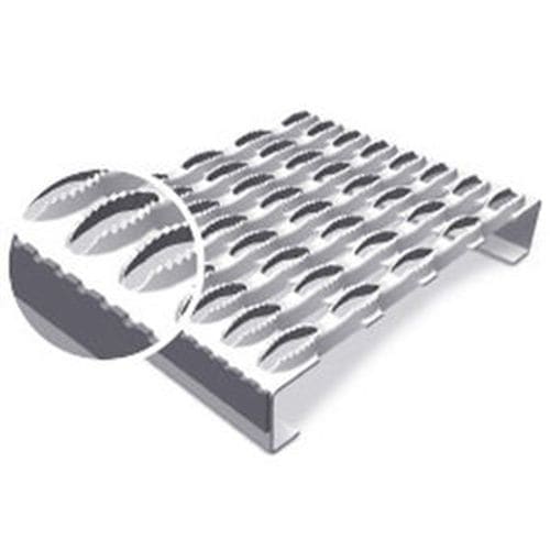 Gradino in metallo - STAIRTREADS - MEISER - in griglia / antiscivolo