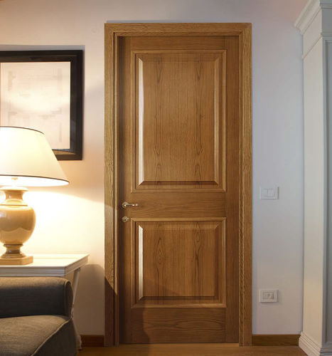 Porta da interno - 700  - CIPRIANI SERRAMENTI - in legno massiccio / in noce / battente