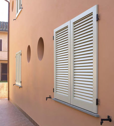 Persiana battente - VIAREGGINA  - CIPRIANI SERRAMENTI - a lamelle / in alluminio / aspetto legno