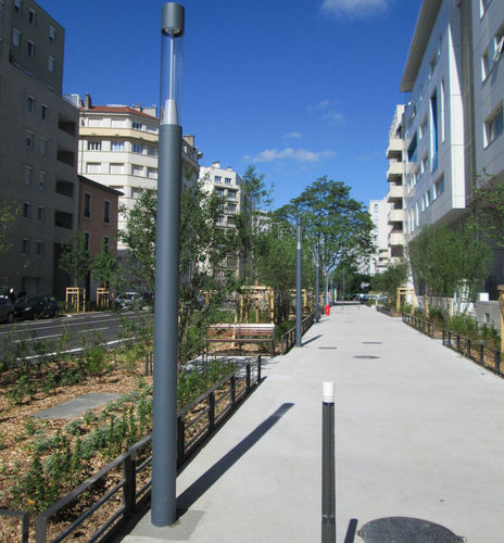 Colonna luminosa contemporanea - TIGEA - GROUPE RAGNI - in alluminio / LED / da esterno