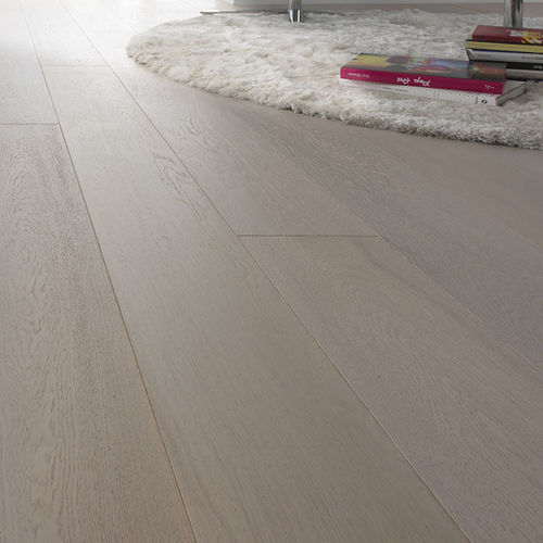 Parquet multistrato - Whitened light - BERTI PAVIMENTI LEGNO - in legno / in rovere sbiancato / laccato