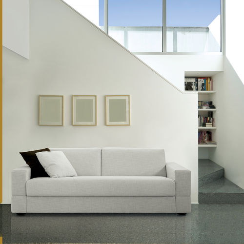 Divano letto - Brian - Milano Bedding - contemporaneo / in tessuto / con braccioli