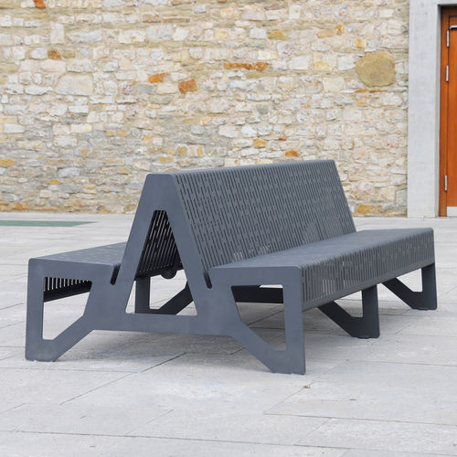 Panca per spazi pubblici contemporanea - CHALIDOR 100 - BENKERT BÄNKE - in acciaio inox verniciato / con schienale / senza braccioli