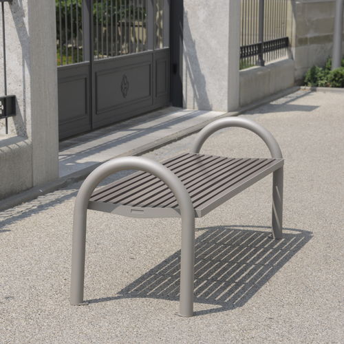 Panca per spazi pubblici contemporanea - COMFONY 150 - BENKERT BÄNKE - in acciaio con rivestimento a polvere / in alluminio / senza schienale