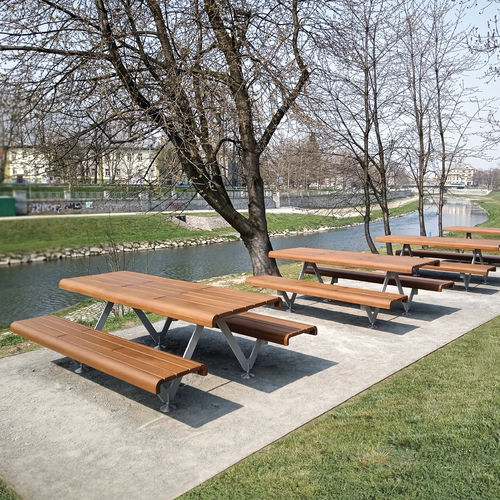Tavolo da picnic contemporaneo - AIR – L - METALCO - in legno / con supporto in acciaio termolaccato / con supporto in lamiera di acciaio