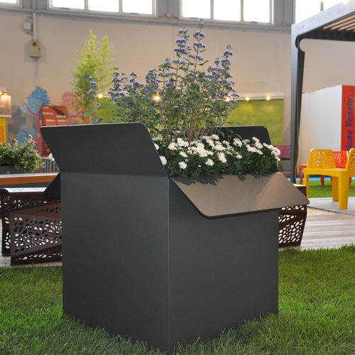 Fioriera in acciaio galvanizzato - BOX - LAB23 - in acciaio COR-TEN® / rettangolare / quadrata