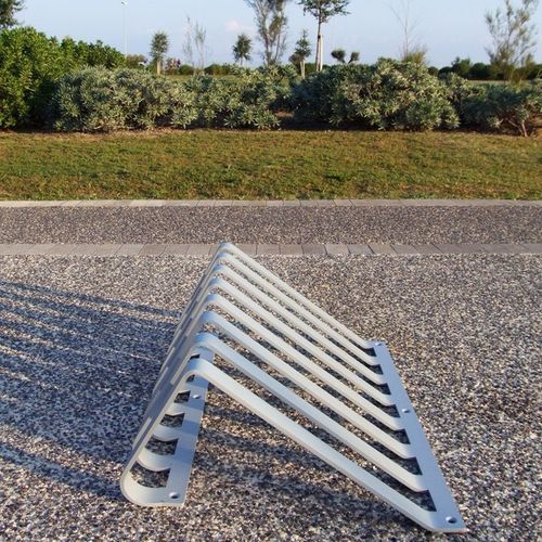 Rastrelliera per biciclette a pavimento - PITAGORA - LAB23 - orizzontale / per spazi pubblici / per zone urbane
