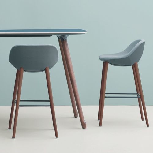 Sgabello contemporaneo - PHLOX - Okamura - in tessuto / con supporto in legno / con rotelle