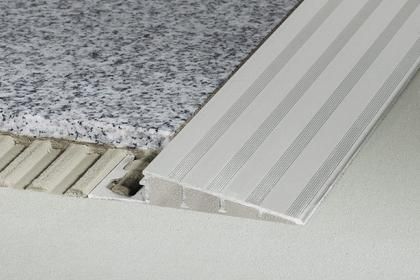Profilato di transizione in metallo - SCHLUTER®-RENO-RAMP - Schluter Systems