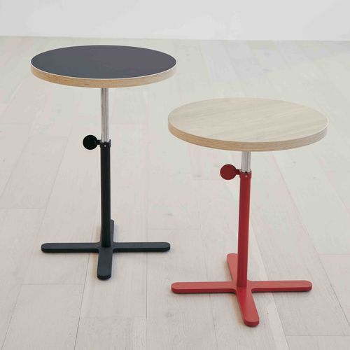 Tavolo d'appoggio contemporaneo - ROUTES - Teknion - in MDF stratificato / in acciaio con rivestimento a polvere / con supporto in acciaio termolaccato