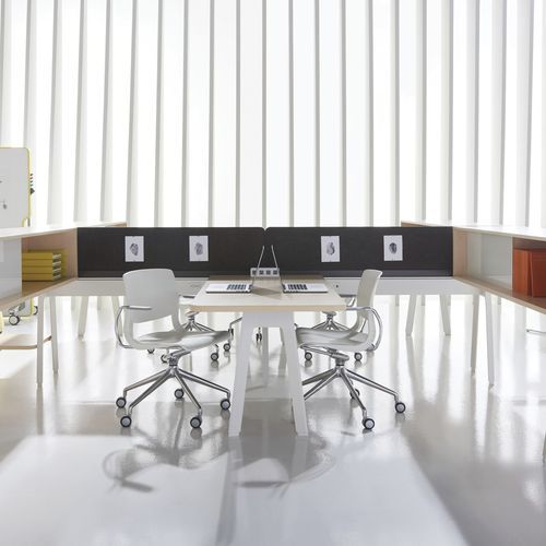 Sedia contemporanea - VARIABLE - Teknion - da interno / in metallo / con supporto in metallo
