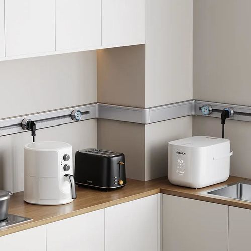 Supporto per prese elettriche per ufficio - SPECIAL STRUCTURE SURFACE POWER TRACK - Eubiq - su guida di scorrimento
