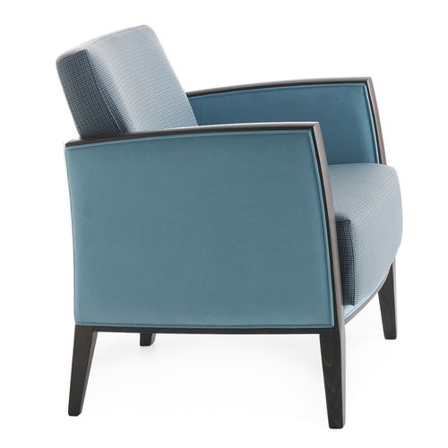 Poltrona contemporanea - NEWPORT 01841 - Montbel - in tessuto / in pelle / in legno massiccio