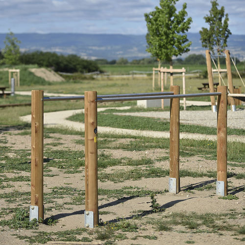 Parallele da esterno - 616 502-QR - Rondino - per spazio pubblico / per parco giochi