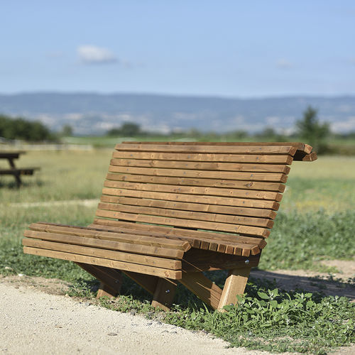 Panca per spazi pubblici contemporanea - 627 017 - Rondino - in legno / con schienale / senza braccioli