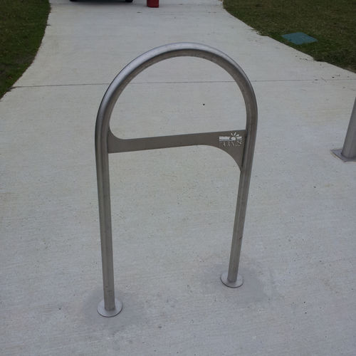 Rastrelliera per biciclette a pavimento - HÉGOA - FRANCE INOX INDUSTRIE - per spazi pubblici / in acciaio inossidabile / professionale