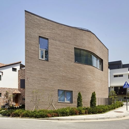 Mattone per facciata - RUSTIC MORELLA - La Paloma Cerámicas - pieno / perforato / marrone