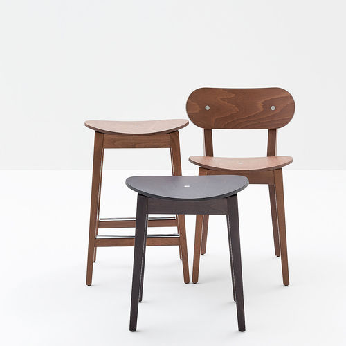 Sgabello contemporaneo - GRADISCA - Billiani - in faggio / nero
