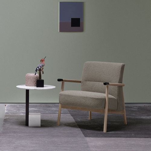 Poltrona contemporanea - Hailey - Bodema - in tessuto / in pelle / in noce