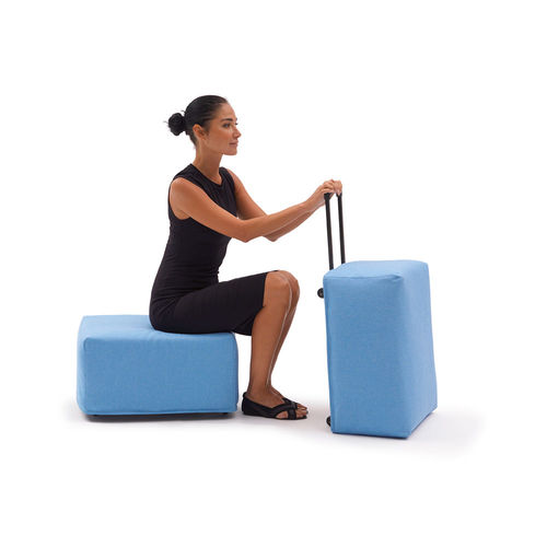 Pouf contemporaneo - Jet - Campeggi - in tessuto / quadrato / con rotelle