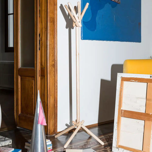 Appendiabiti da terra - Broomstick Uno - Campeggi - contemporaneo / in acero / blu