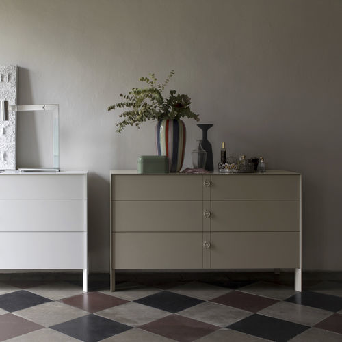 Cassettone contemporaneo - ANOTHER DAY - Capo D'Opera Home - in metallo laccato / rettangolare / non specificato