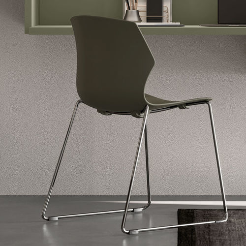 Sedia contemporanea - Frill - Clever - da interno / in polipropilene / con supporto in metallo