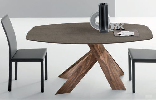 Tavolo contemporaneo - MOÀ - Compar - in legno / ovale / allungabile