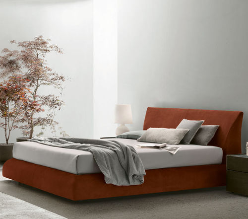 Letto matrimoniale - EROS - TOMASELLA INDUSTRIA MOBILI - contemporaneo / imbottito / con testiera