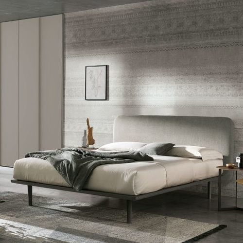 Letto matrimoniale - MILLY - TOMASELLA INDUSTRIA MOBILI - contemporaneo / con testiera imbottita / in tessuto