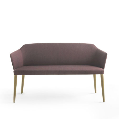 Divanetto imbottito alto - Axel 80B/4W - Crassevig - contemporaneo / in tessuto / con supporto in legno massiccio