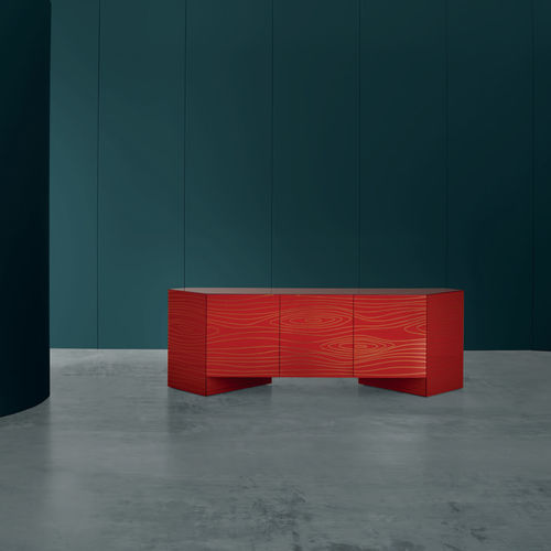 Credenza contemporanea - TRAPEZIO - Emmemobili - in legno / di Ferruccio Laviani / rossa
