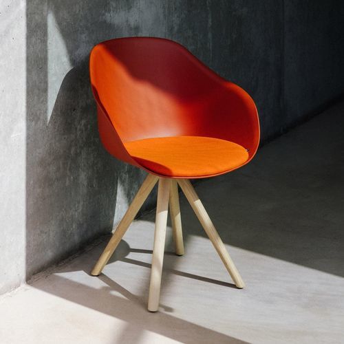 Sedia contemporanea - Lore Spin Wood - Enea - da interno / in tessuto / in polipropilene