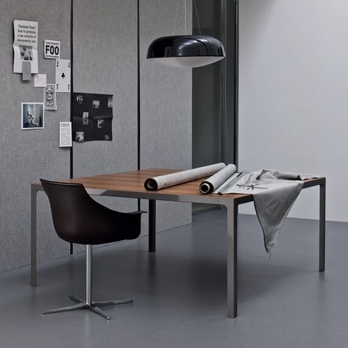 Tavolo contemporaneo - MORE  - ESTEL - in metallo / con supporto in metallo / rettangolare