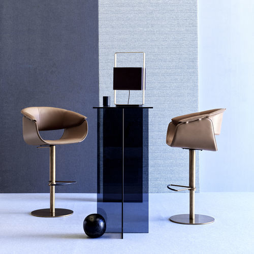 Sgabello contemporaneo - AIRLUX BAR BT - fasem - in pelle / con supporto in acciaio / con base centrale