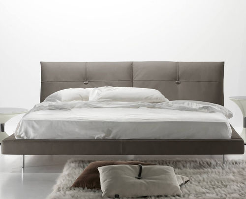 Letto matrimoniale - JACK NIGHT - Gamma Arredamenti International - contemporaneo / imbottito / con testiera imbottita
