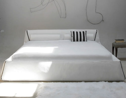 Letto matrimoniale - SUITE NIGHT - Gamma Arredamenti International - contemporaneo / imbottito / con testiera imbottita