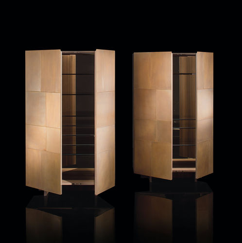 Credenza alta - SLIM SIDE VERTICAL - Henge - contemporanea / in ottone / in eucalipto