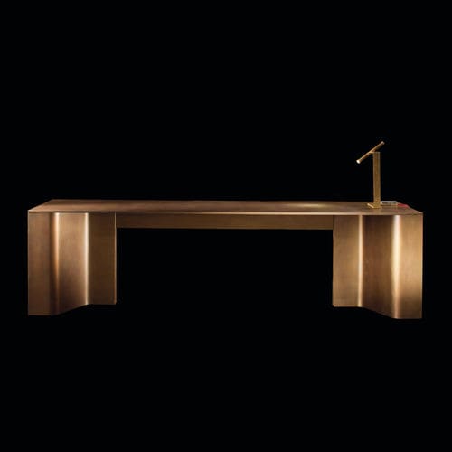 Scrivania contemporanea - TIME - Henge - in legno massiccio / in ottone / con base in pannelli