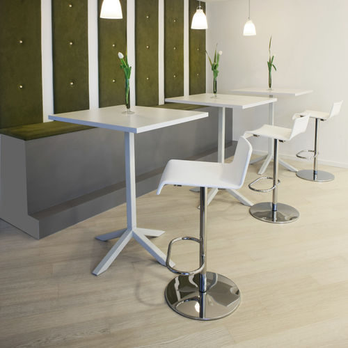 Tavolo alto contemporaneo - FUNK - Lammhults Möbel AB - in melaminico / con supporto in alluminio / con supporto in acciaio termolaccato